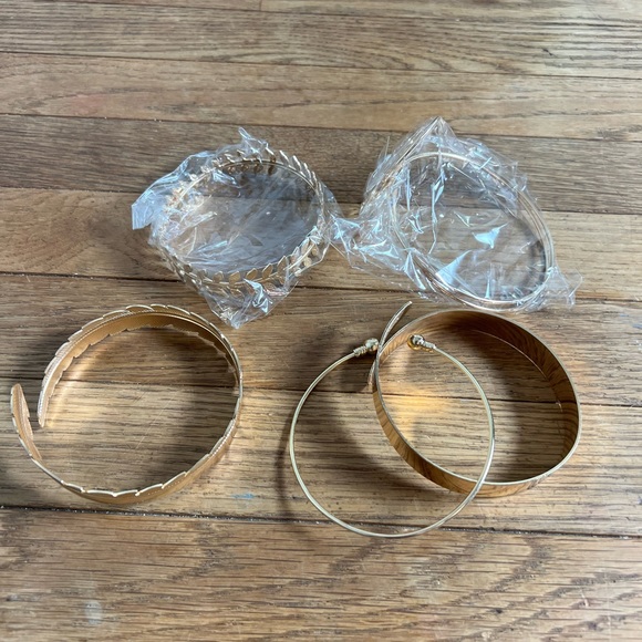 Gold Arm Cuffs - Picture 2 of 7